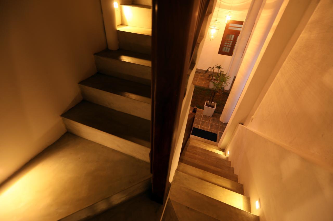 Knight Inn - Galle Fort Bagian luar foto