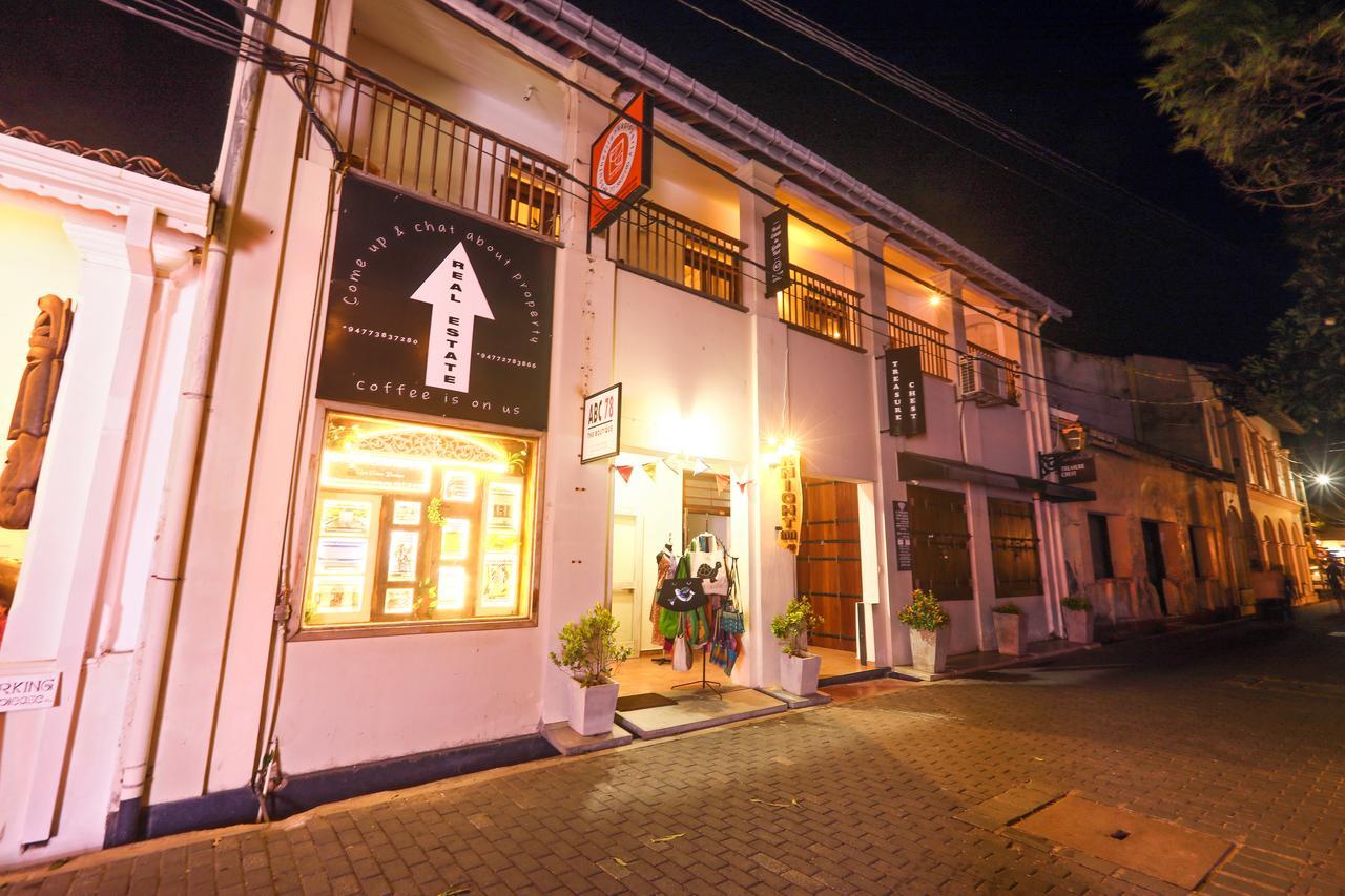 Knight Inn - Galle Fort Bagian luar foto